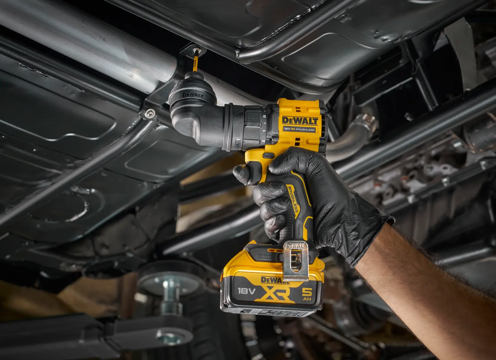 DEWALT 18V XR compact drill kit with 4 interchangeable heads, LED light, belt hook, and attachment organizer.