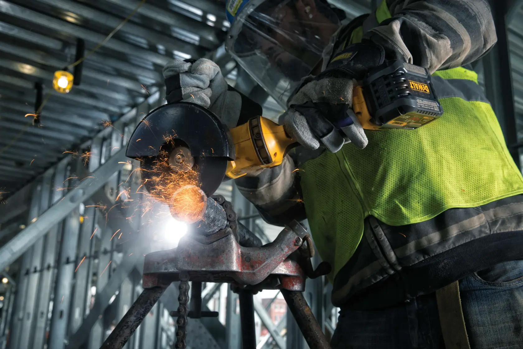 DEWALT® 54V 125mm bürstenloser Winkelschleifer