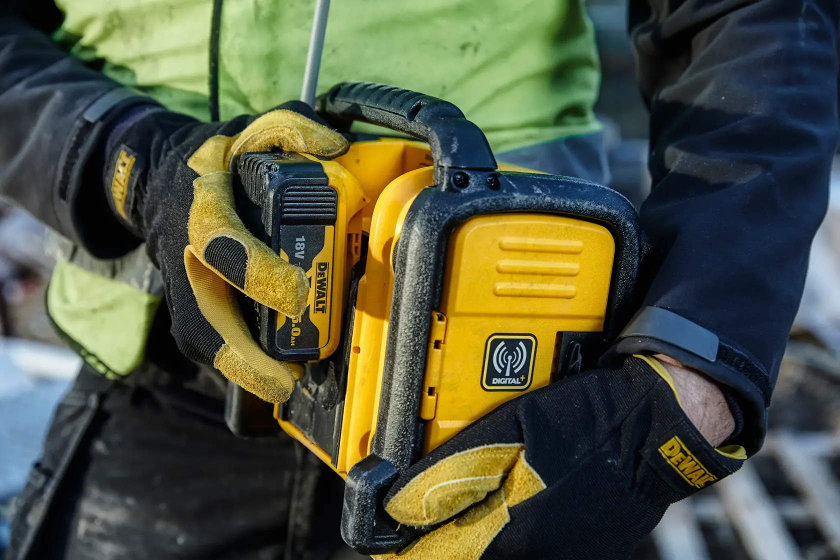 Akku- und Netz-Kompakt-Radio mit DAB+ für 10,8 - 18 Volt XR Li-Ion Akkus