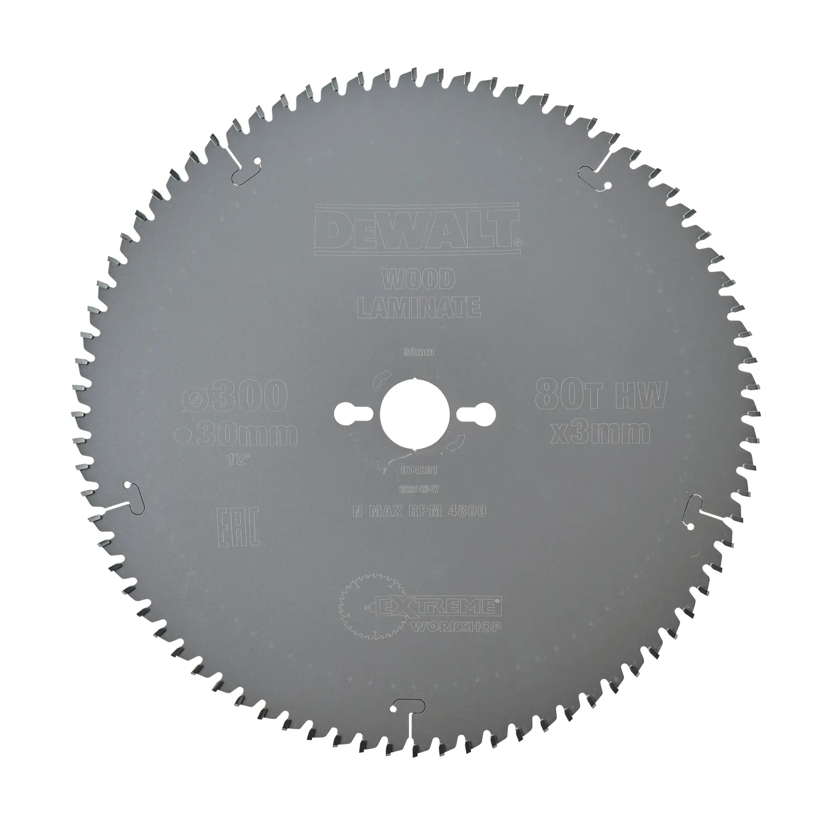 Imagen en primer plano de una hoja de sierra circular DEWALT para laminado de madera, modelo DT4281, con 80 dientes y un diámetro de 300 mm.