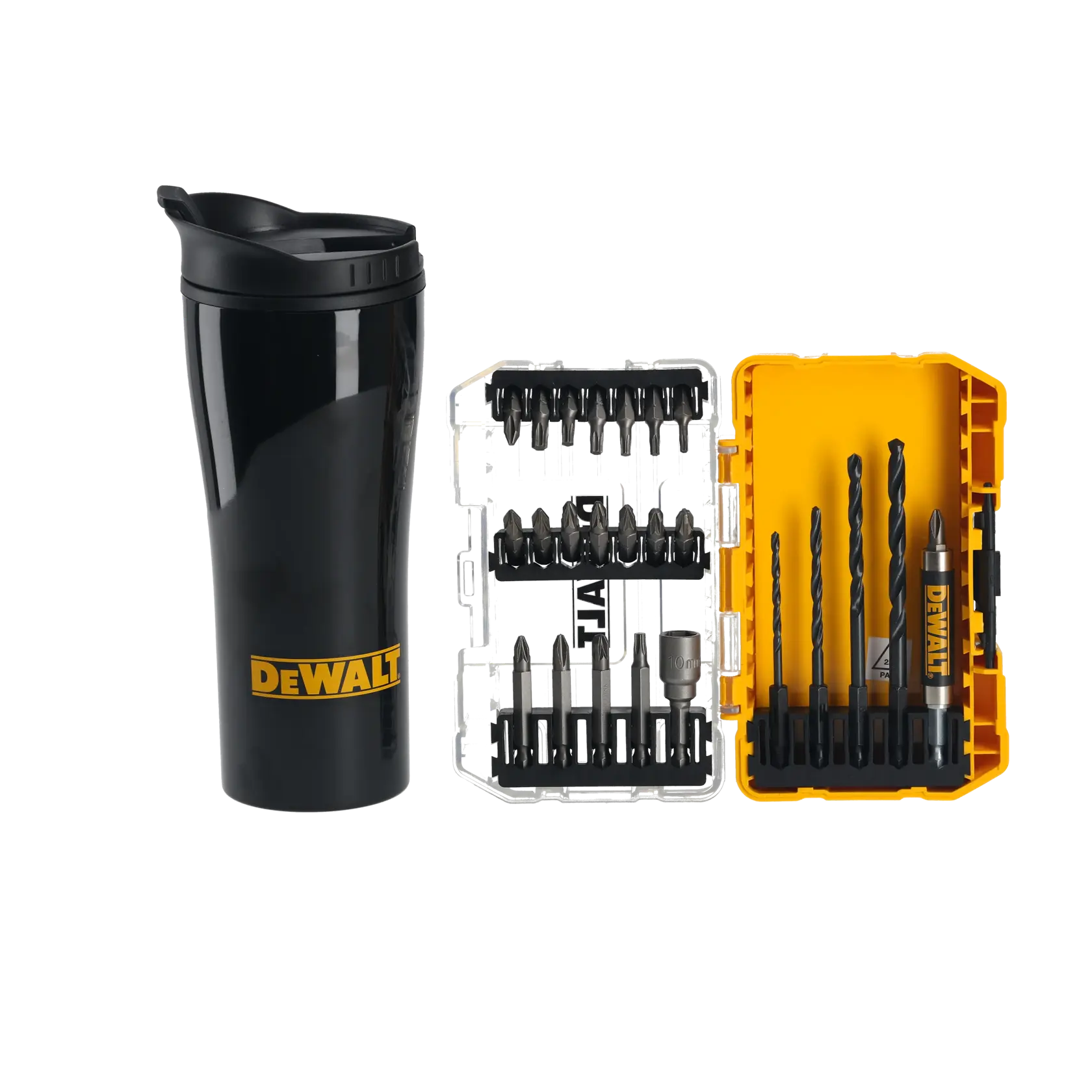 Ein schwarzer Dewalt Reisebecher steht neben einem geöffneten Dewalt Bohr- und Schraubendreher-Bit-Set, das verschiedene Bohrer und Schraubendreher-Bits in einem gelben und transparenten Kunststoffgehäuse enthält.