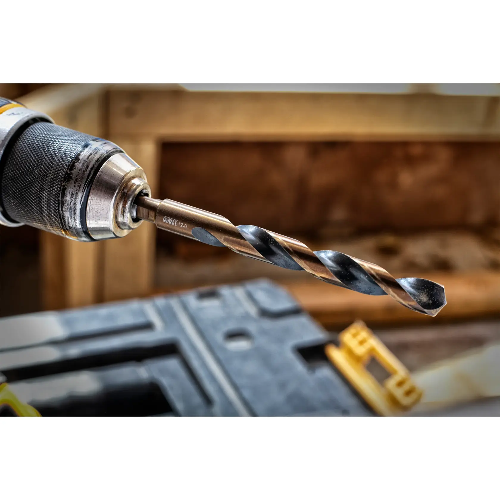 DEWALT® BLACK & GOLD™ Metallbohrer-Set im Medium TOUGHCASE®+ (21-tlg.)