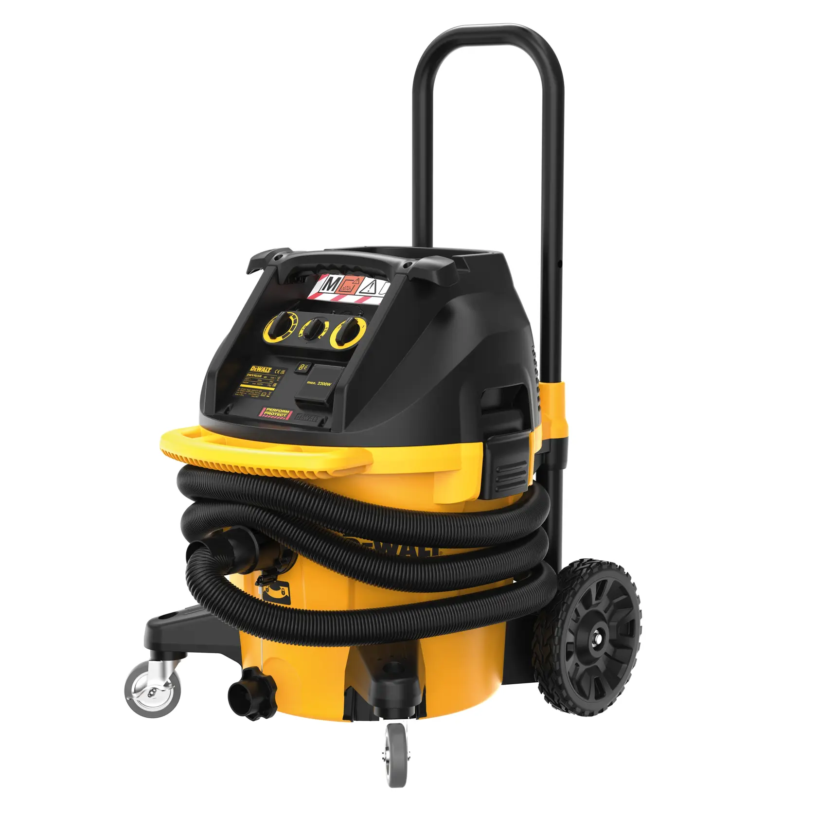 Ein DEWALT DWV905M Industrie-Nass- und Trockensauger mit gelb-schwarzem Design, zwei großen Hinterrädern, zwei kleinen vorderen Lenkrollen, einem Tragegriff und einem um das Gerät gewickelten Schlauch.